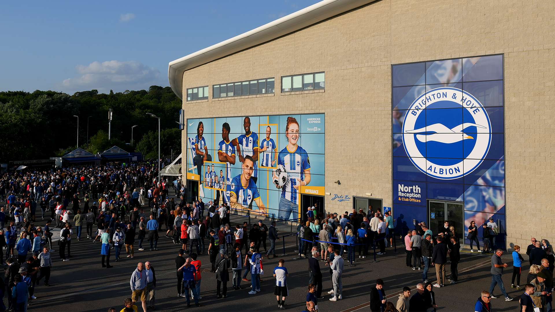 便深化了与 便深化了与