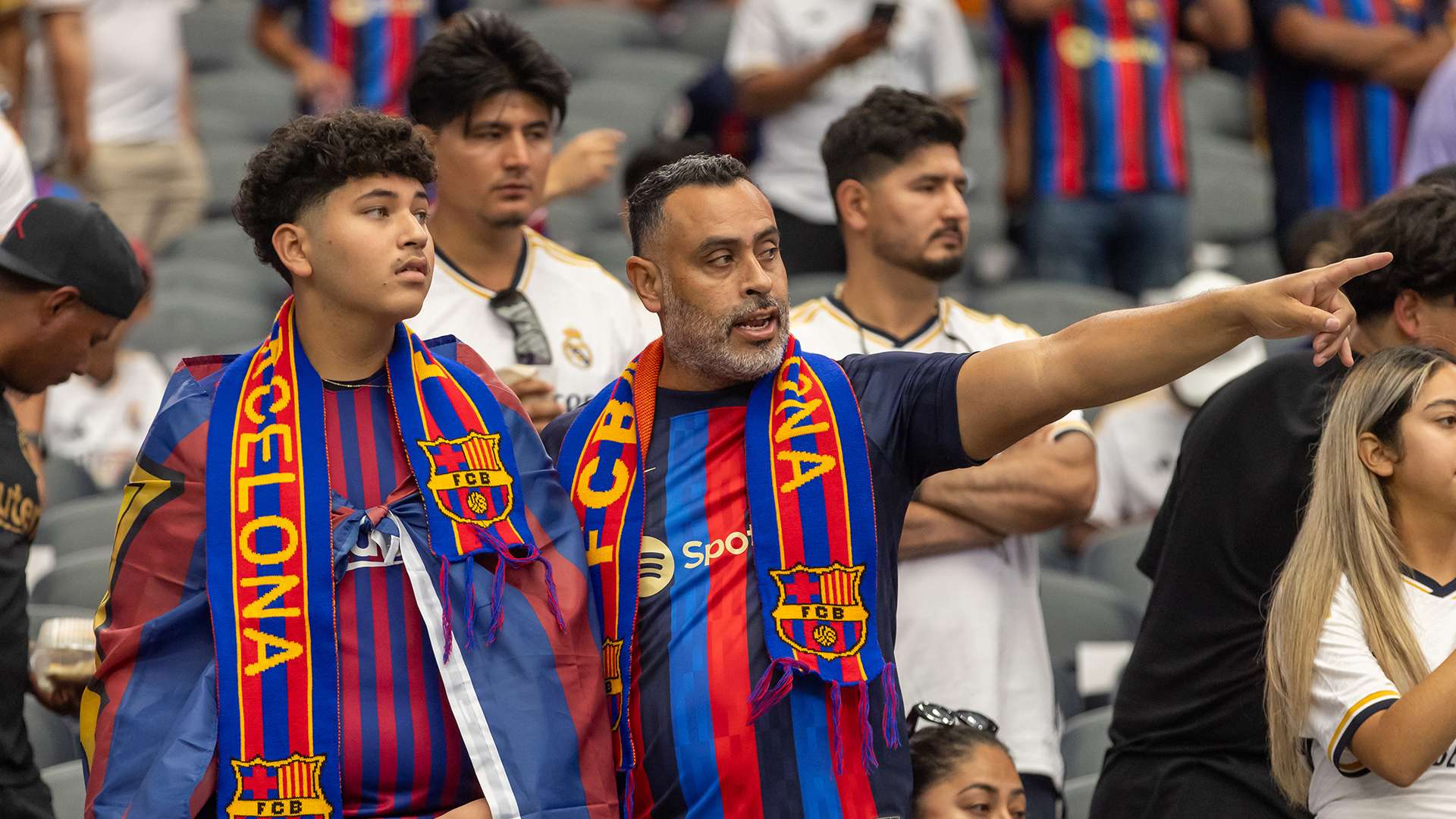 与强大的身 与强大的身